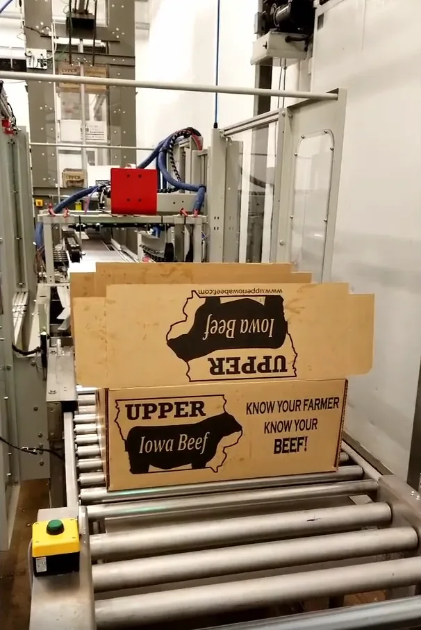 Progressive Handling integrated conveyor and storage system at Upper Iowa Beef